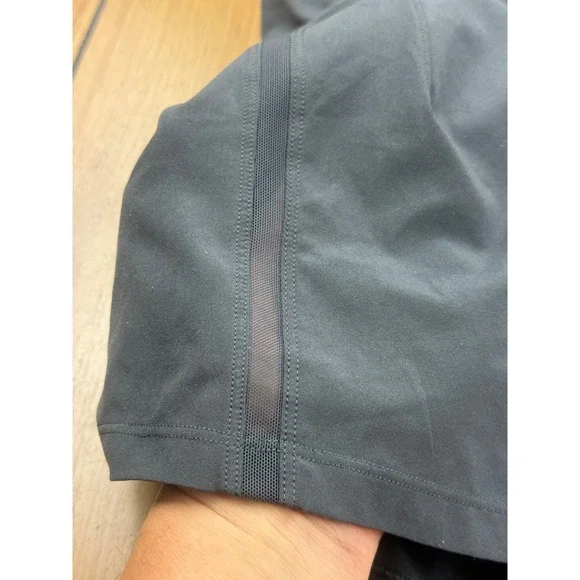 Lululemon Mens THE Short 9 Inch Charcoal Grey Mesh Panel Athletic Gym Shorts M - Picture 5 of 16